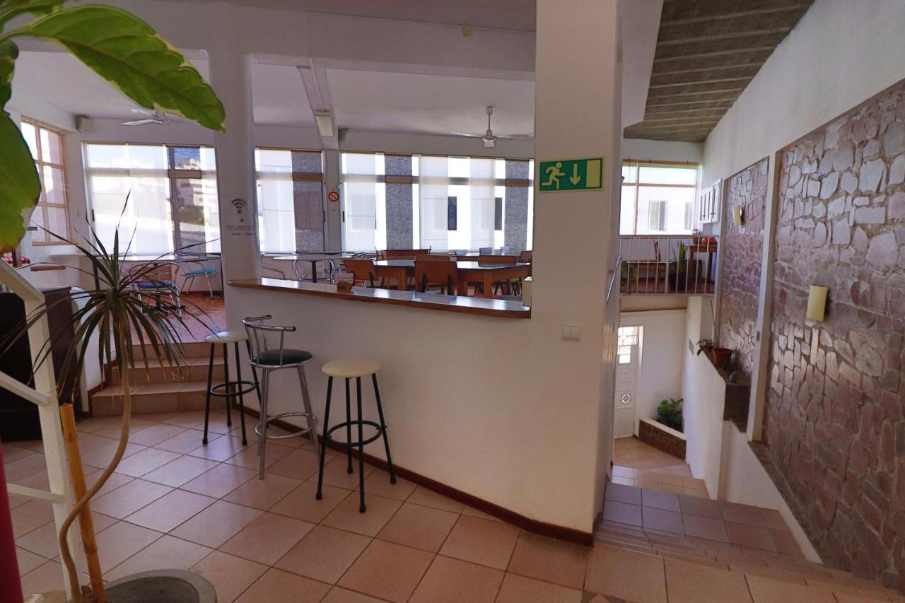 Residencial Che Guevara Bed & Breakfast Mindelo Buitenkant foto